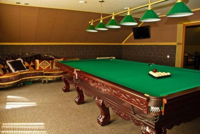 Coliseum Hotell Khmelʼnytsʼkyy Exteriör bild
