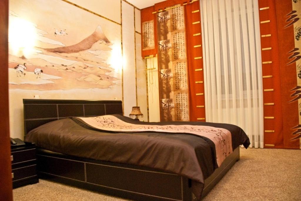 Coliseum Hotell Khmelʼnytsʼkyy Rum bild